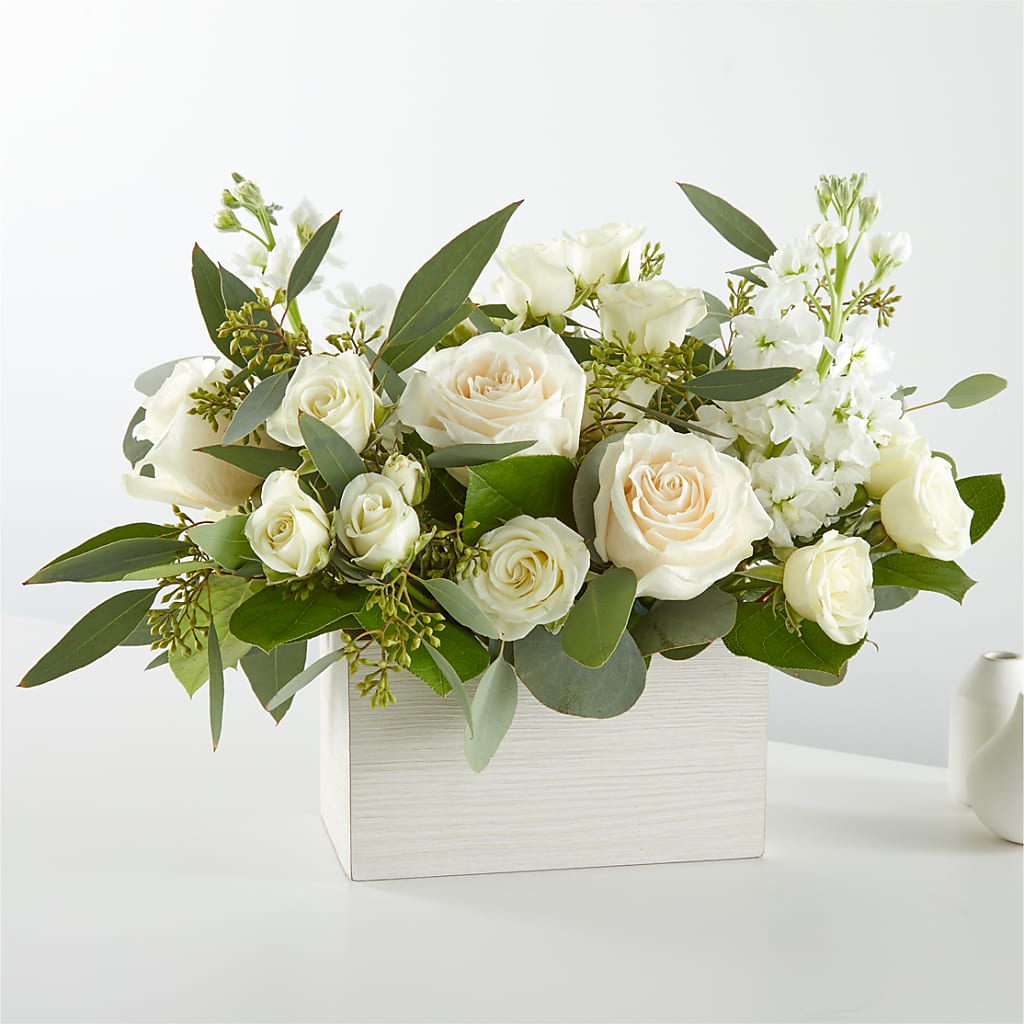 Fresh Linen Box Bouquet – Bouquet.com, Tontitown AR