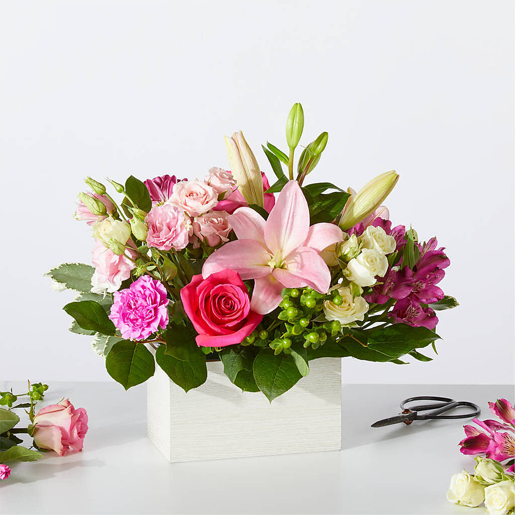 Sweetberry Box – A Florist Original – Bouquet.com, Tontitown AR