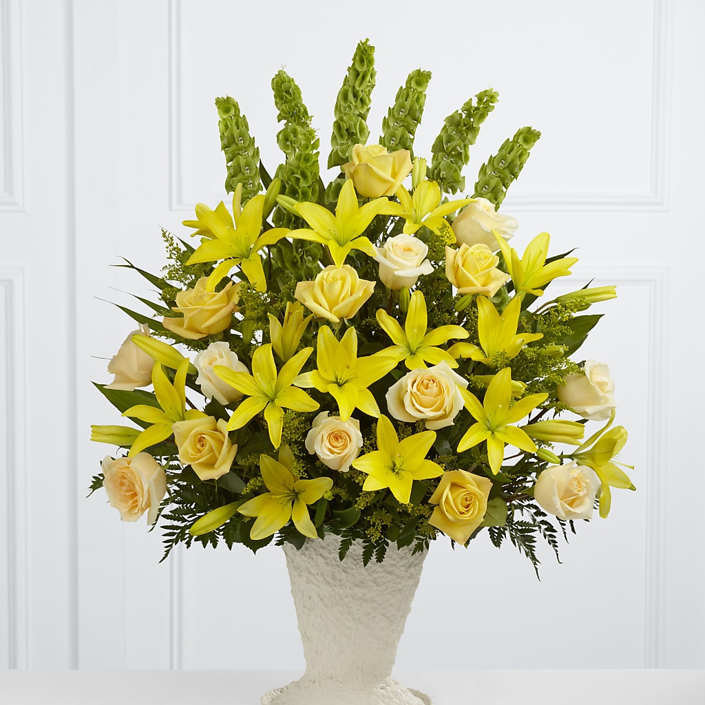 Golden Memories Arrangement – Bouquet.com, Tontitown AR