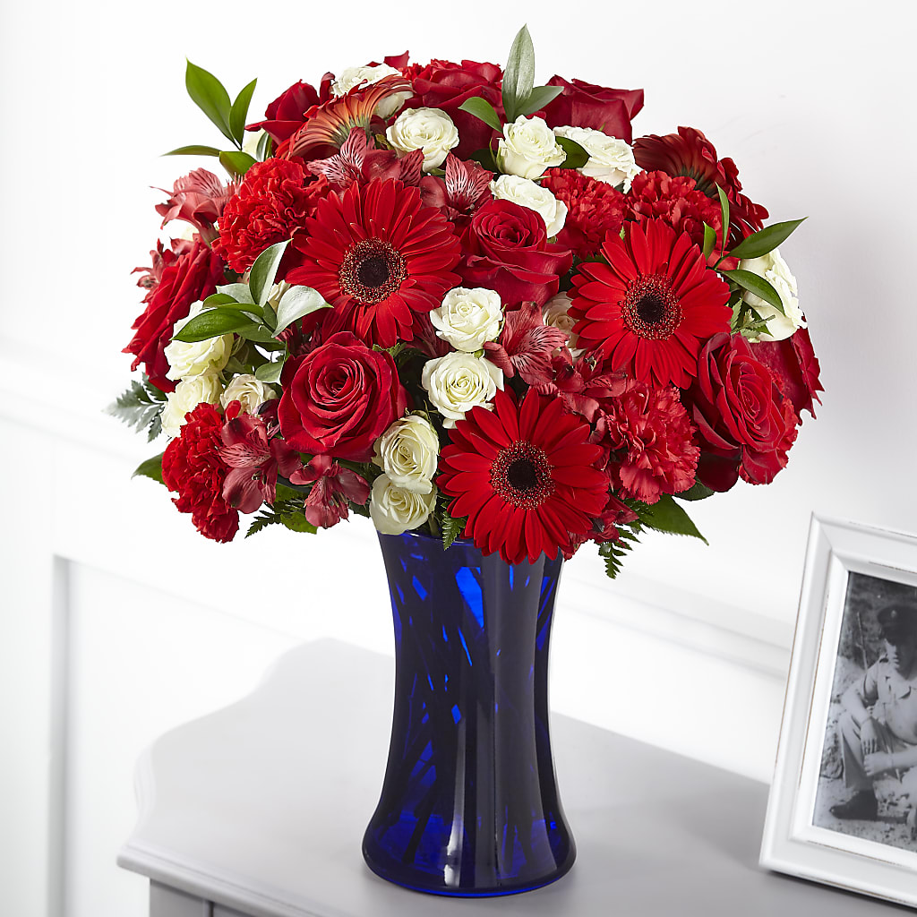 Hearts Embrace Bouquet – Bouquet.com, Tontitown AR