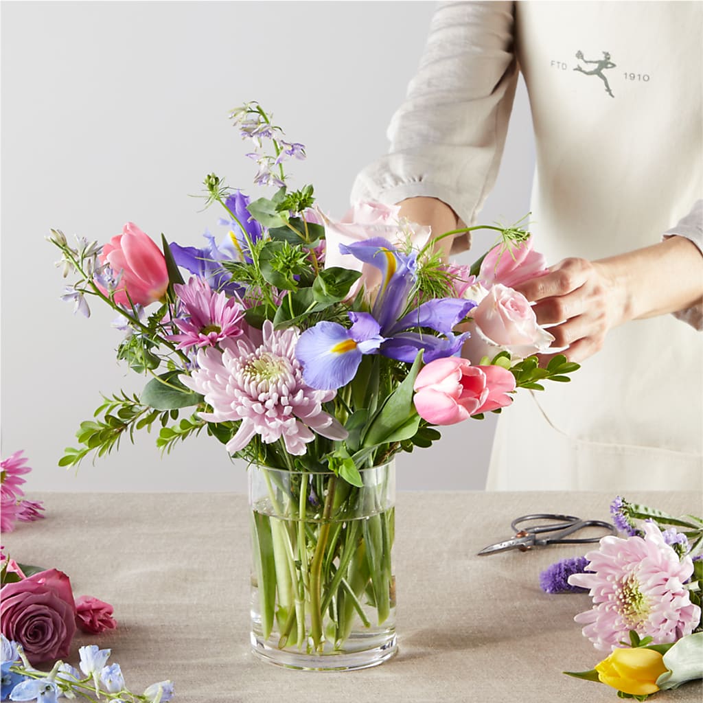 Pastel Tradition - A Florist Original –  Bouquet.com, Tontitown AR