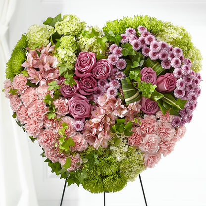 Heartwarming Standing Heart –  Bouquet.com, Tontitown AR