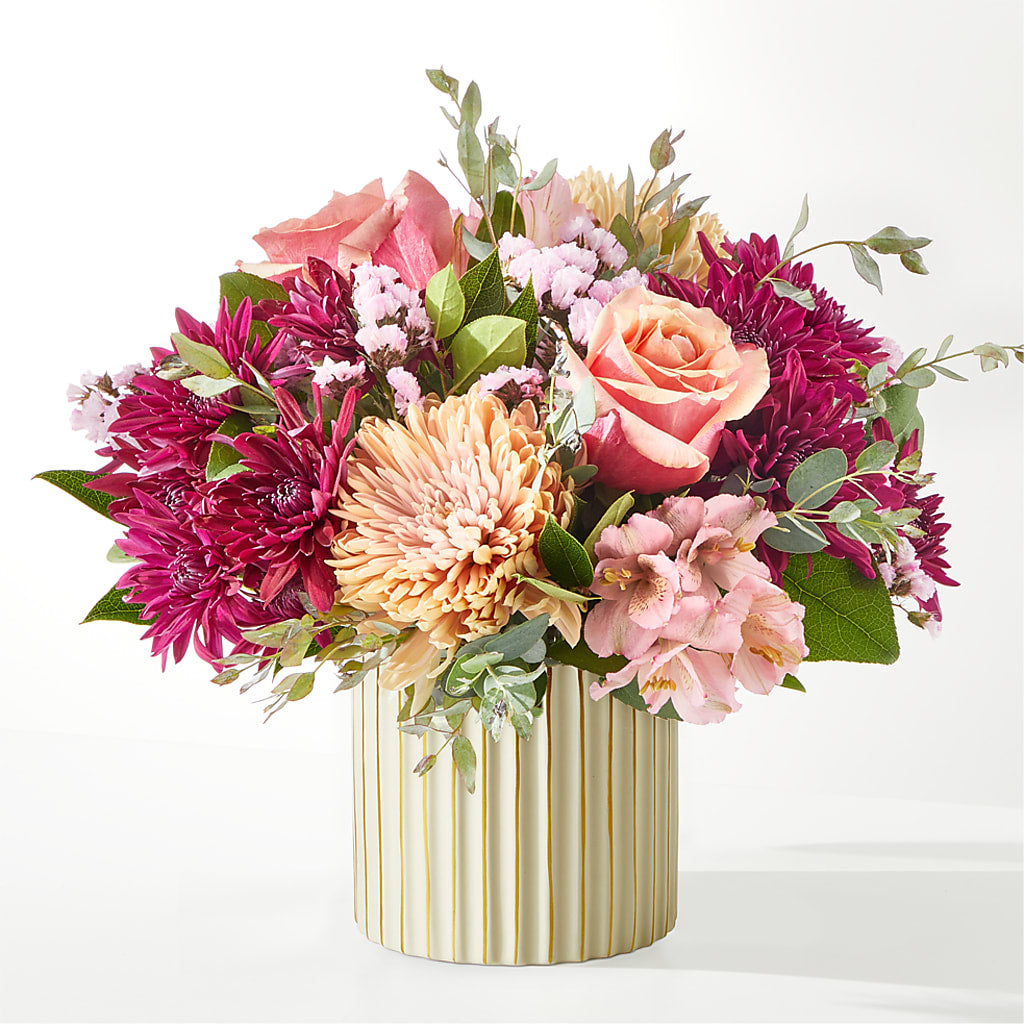 Berry Cobbler Bouquet with Ivory Vase –  Bouquet.com, Tontitown AR